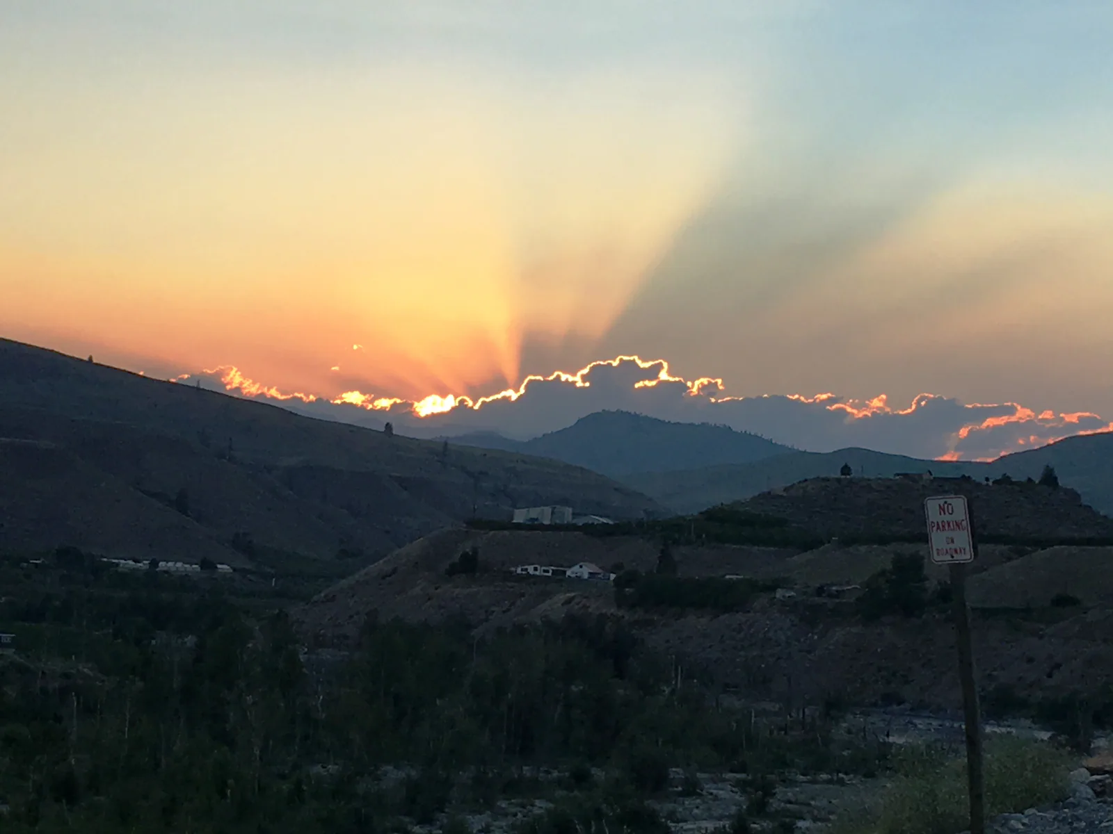 Foto Friday: A Sunset from Gracie Jean